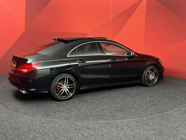 Mercedes-Benz CLA CLA 250 Edition 1 2013 Benzine 19