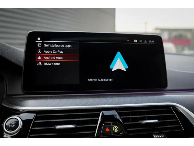 BMW 5 Serie 530e High Executive 2022 Hybride Benzine 49
