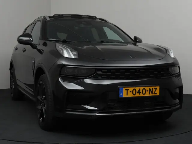 Lynk & Co 01 1.5 2023 Hybride Benzine 39