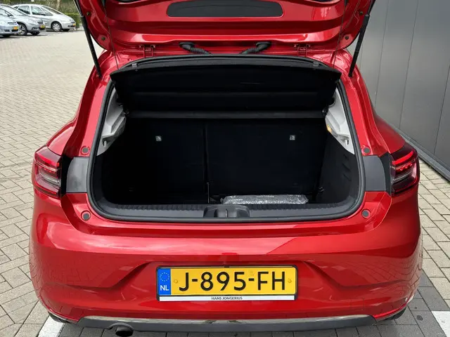 Renault Clio TCe 100 Zen 2020 Benzine 11