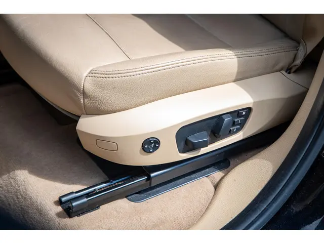 BMW X3 xDrive35i High Executive 2014 Benzine 25