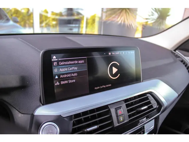 BMW X3 xDrive30e Executive 2020 Hybride Benzine 32