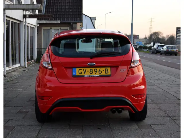 Ford Fiesta 1.6 ST1, 182 PK 2015 Benzine 9