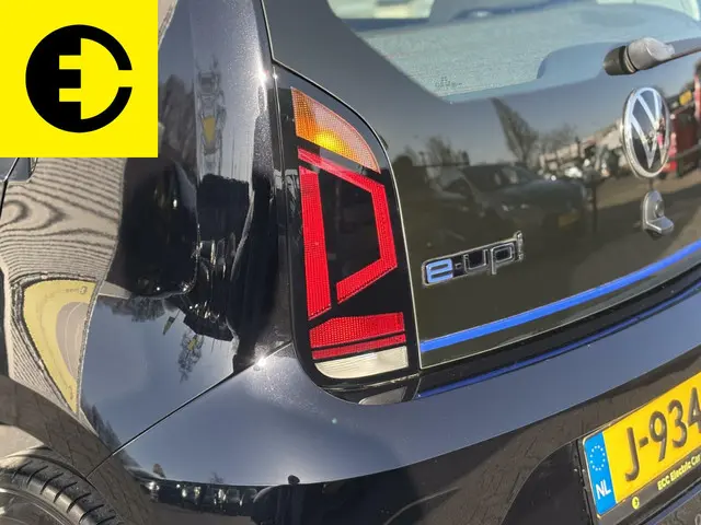 Volkswagen e-up! | Stoelverwarming | Camera 2020 Elektrisch 34