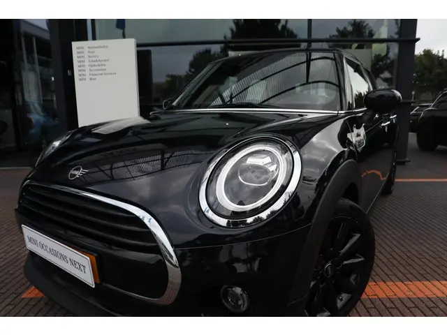 MINI 5-Deurs Cooper 2021 Benzine 8