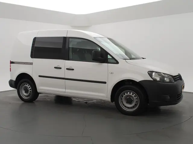 Volkswagen Caddy 1.6 TDI BMT DSG AUT. 2012 Diesel 11