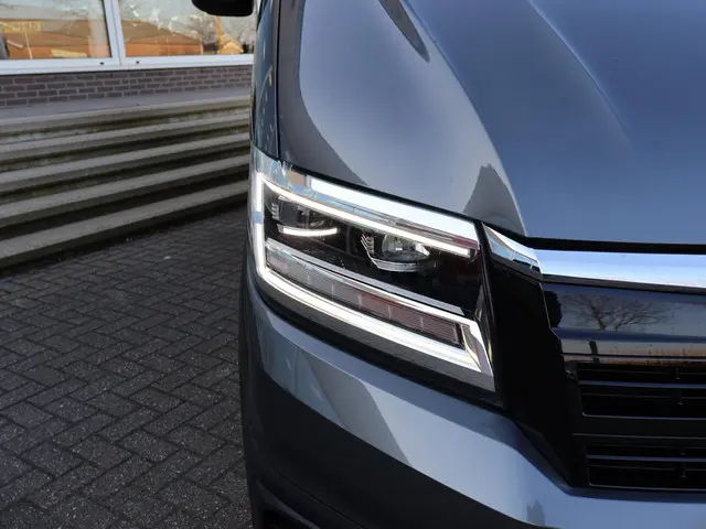 MAN TGE 35 2.0 180 PK AUT. L3H3 + MASSAGE | LED 2019 Diesel 37