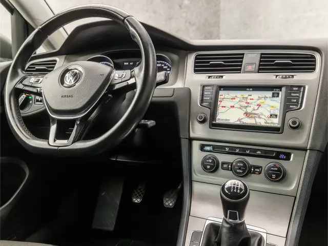 Volkswagen Golf 1.0 TSI Sportline 2015 Benzine 7