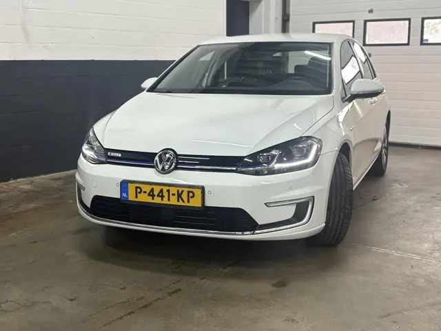 Volkswagen e-Golf |ELECTRIC|AUTOMAAT|NAVI| 2018 Elektrisch