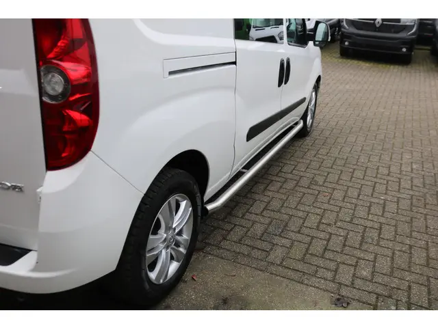 Opel Combo 1.3 CDTi L2 H1 Sport Koelwagen 2018 Diesel 17