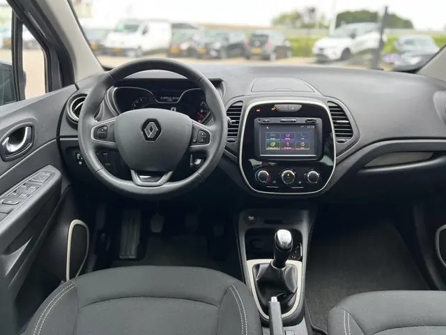 Renault Captur 0.9 TCe Limited 2018 Benzine 3