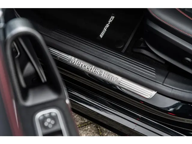 Mercedes-Benz CLA 180 AMG Line 2024 Benzine 41