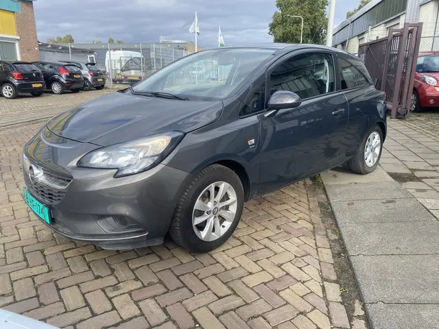 Opel Corsa 1.4 Innovation 2016 Benzine
