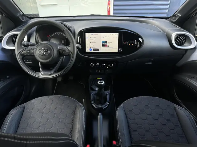 Toyota Aygo X 1.0 VVT-i MT JBL 2025 Benzine 14