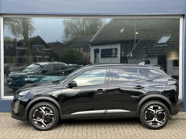 Peugeot 2008 1.2 Turbo 100 PK Allure 2024 Benzine 3