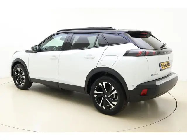 Peugeot e-2008 EV GT 50 kWh 2022 Elektrisch 4