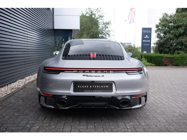 Porsche 911 3.0 Carrera S 2019 Benzine 43