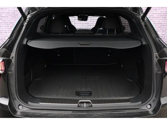Lynk & Co 01 1.5 Business Edition 2025 Hybride Benzine 6
