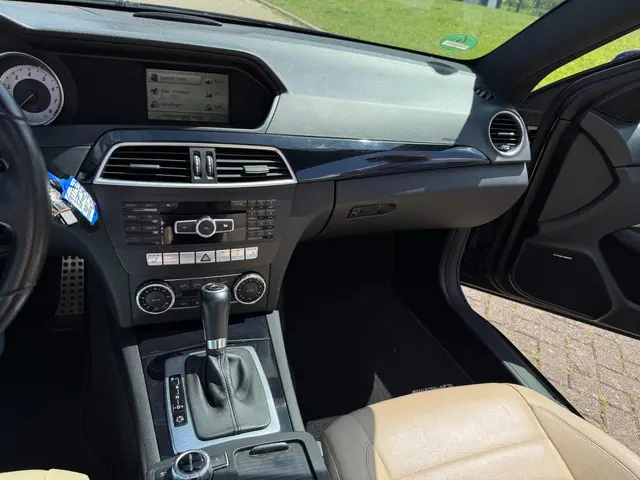 Mercedes-Benz C-Klasse Coupé 180 Edition 1 2012 Benzine 13