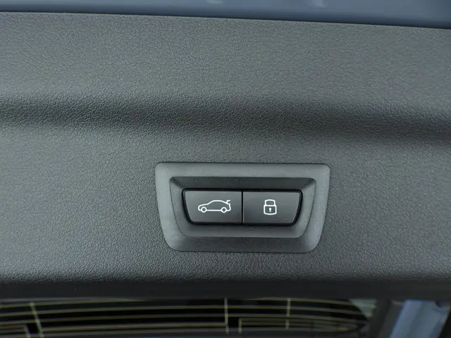 BMW X1 xDrive25e 2025 Hybride Benzine 41