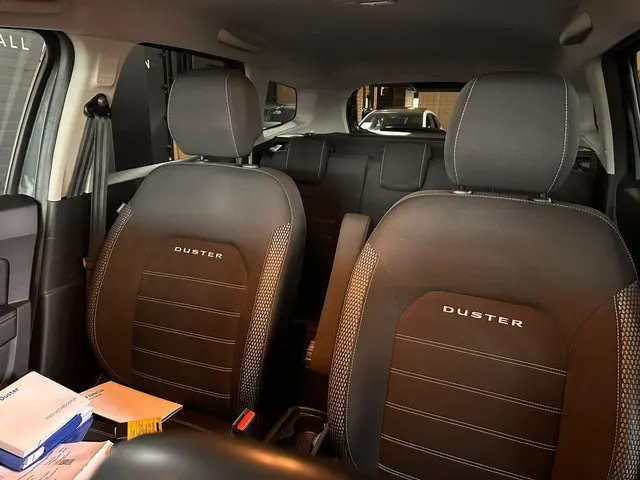 Dacia Duster 1.0 TCe Prestige 2021 Benzine 23