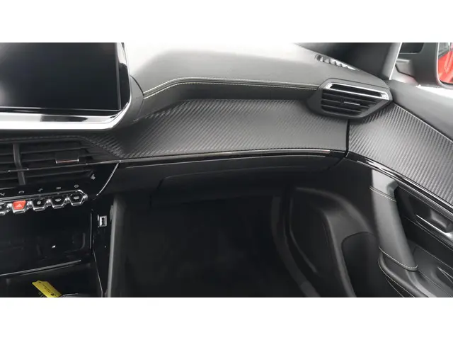 Peugeot 2008 PureTech 130 GT 2022 Benzine 44