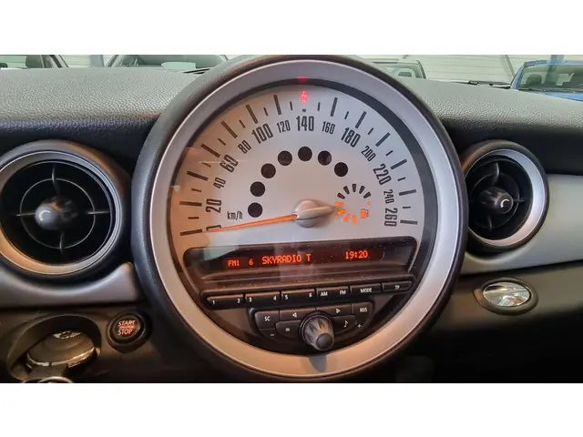 MINI One Mini 1.6 Salt 2014 Benzine 18
