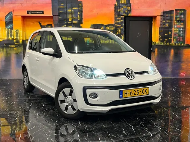Volkswagen up! 1.0 BMT high up! Semi-Automaat! 2018 Benzine 6
