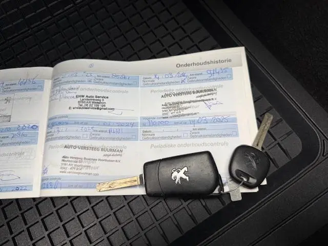 Peugeot 108 1.0 e-VTi Active 2015 Benzine 13