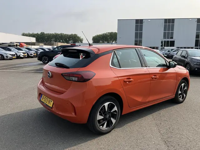 Opel Corsa-e Elegance 50 kWh 2022 Elektrisch 6