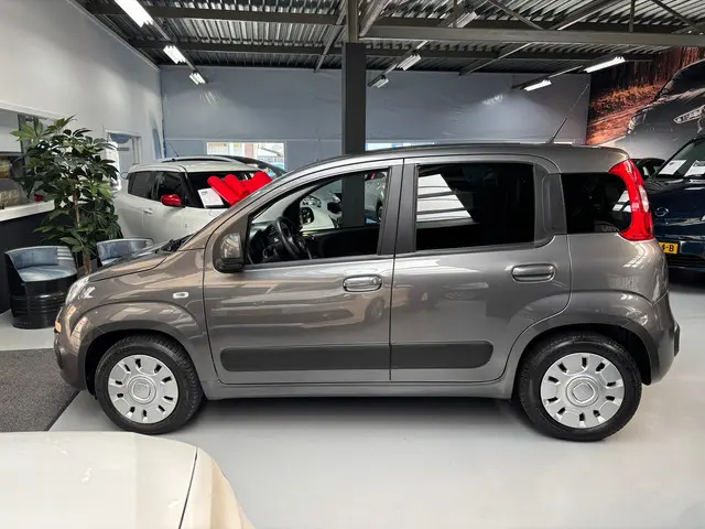 Fiat Panda 1.2 Lounge / Airco 2018 Benzine 3