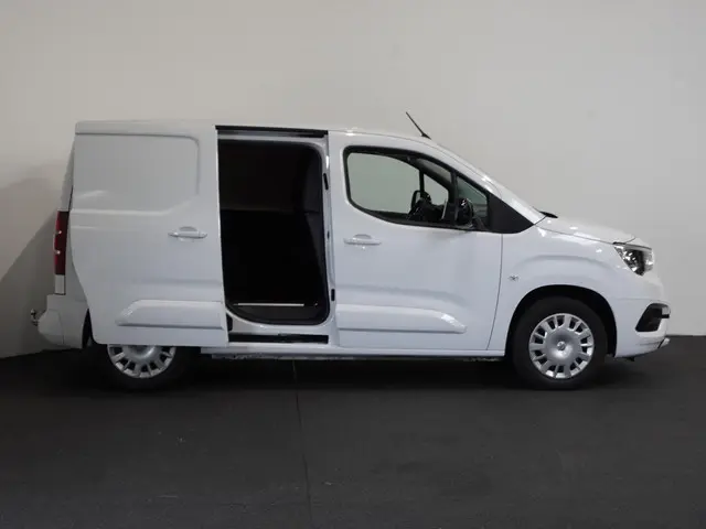 Opel Combo 1.5D L1H1 Edition Automaat 2023 Diesel 34