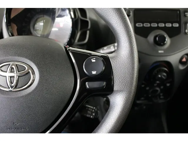 Toyota Aygo 1.0 VVT-i x-fun 2017 Benzine 14