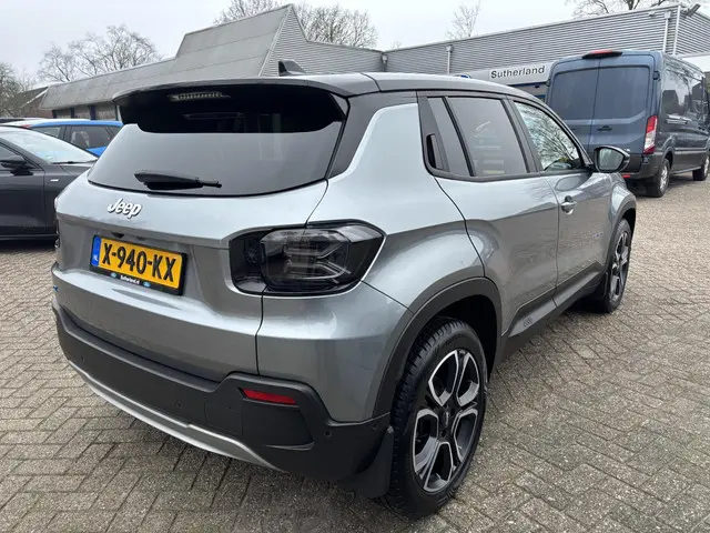 Jeep Avenger Summit 54 kWh 2023 Elektrisch 7