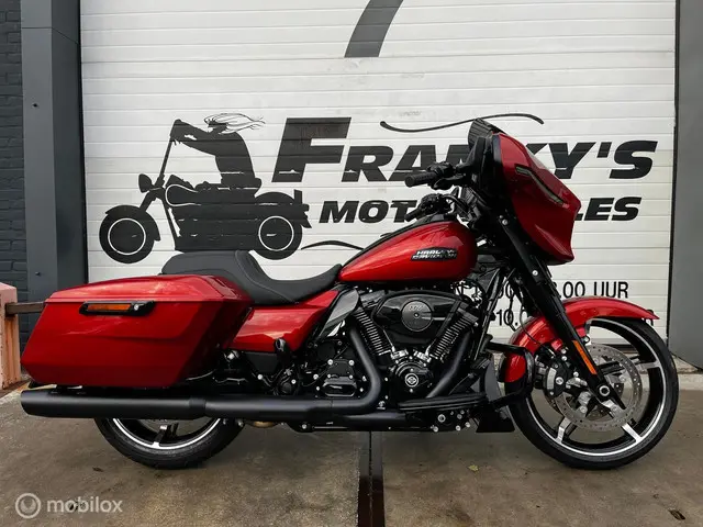 Harley-Davidson Street Glide 117 FLHX 2024 Benzine 2