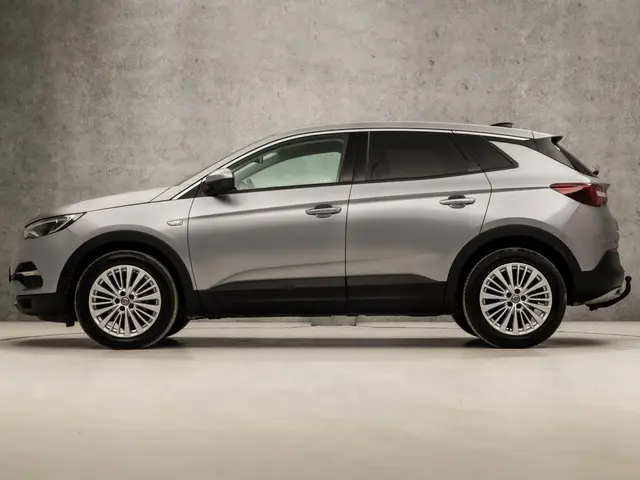 Opel Grandland X 2