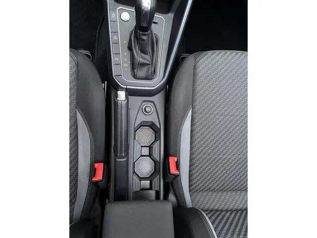 Volkswagen Polo 1.0 TSI Highline 3xRLine 2020 Benzine 18