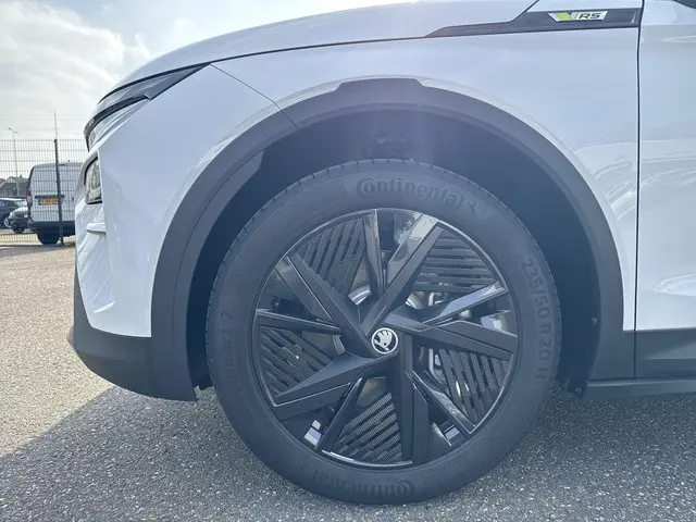 Škoda Elroq RS 340PK 4x4 2026 Elektrisch 9