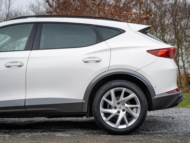 CUPRA Formentor 1.4 TSI e-Hybrid 2023 Hybride Benzine 32