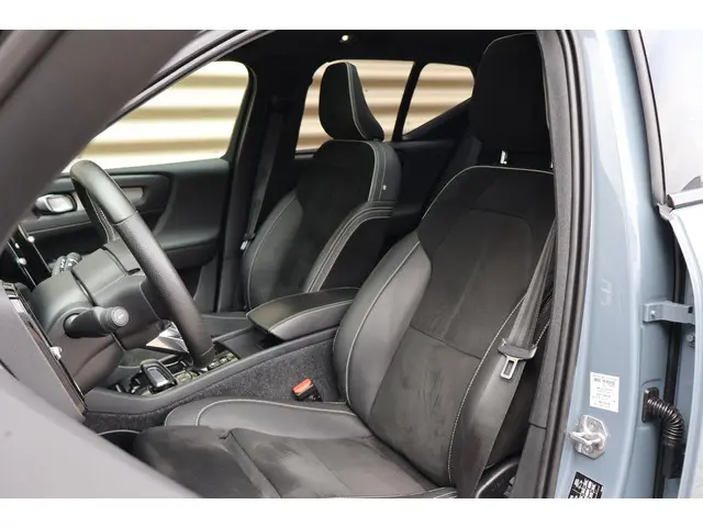 Volvo XC40 T5 Recharge R-Design 2020 Hybride Benzine 15