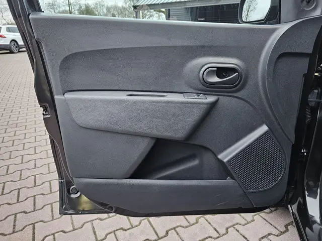 Dacia Dokker 1.5 Blue dCi 75 Essential 2020 Diesel 24