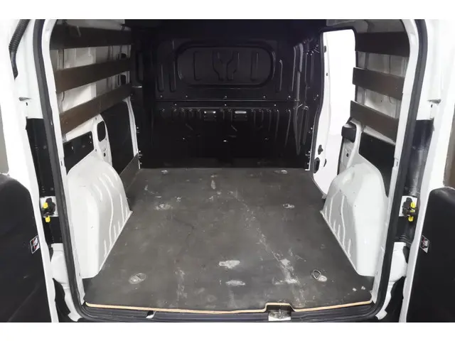 Fiat Doblò Cargo 1.3 MJet L1H1 Actual 2017 Diesel 7