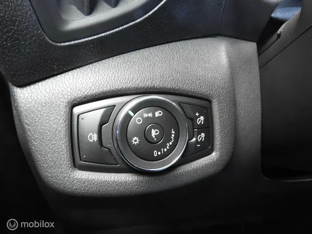 Ford Transit Connect 1.6 TDCI Ambiente 2015 Diesel 17