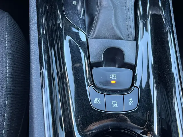 Toyota C-HR 1.8 Hybrid Dynamic 2019 Hybride Benzine 22
