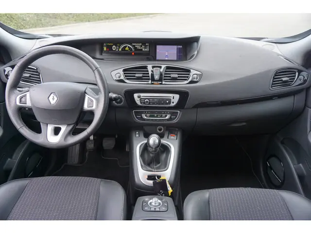 Renault Scénic 1.4 TCe Bose 2013 Benzine 8