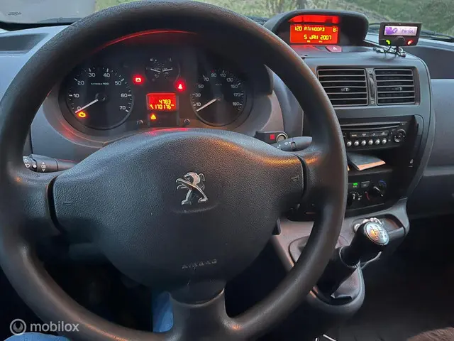 Peugeot Expert Bestel 227 1.6 HDI L1H1 Pro 2015 Diesel 10