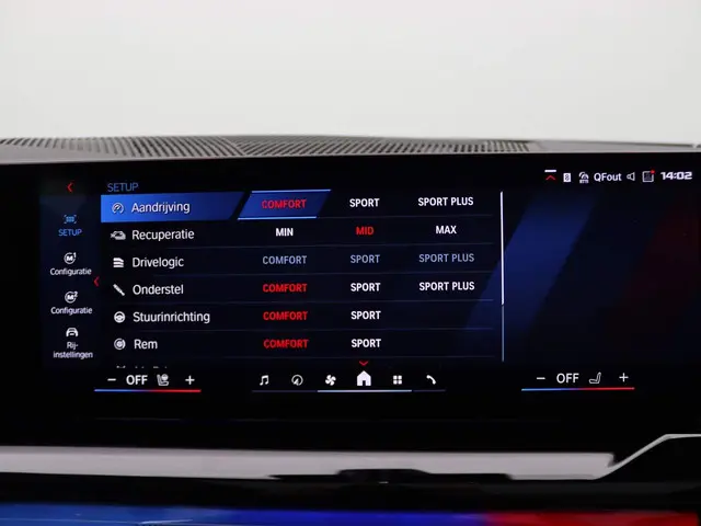 BMW M5 Sedan 2025 Hybride Benzine 16