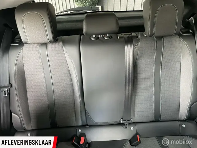 Peugeot 208 Allure GT-Line Look Automaat . 2021 Benzine 18