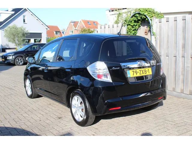 Honda Jazz 1.4 Hybrid Elegance 2013 Hybride Benzine 4