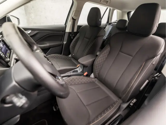 Škoda Kamiq 1.0 TSI Sport 2020 Benzine 14